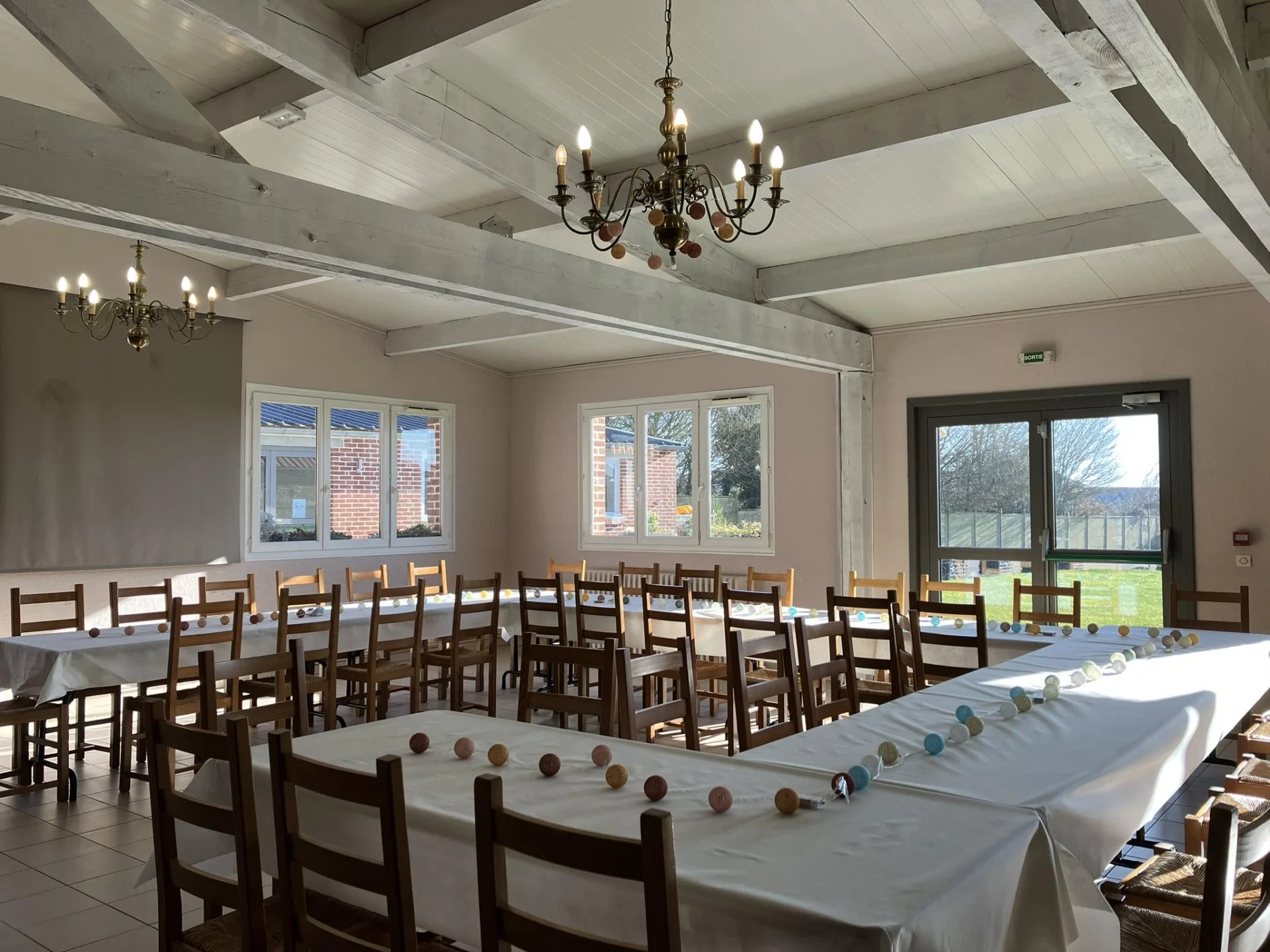 Salle à manger (jusqu’à 100 à 150 pers.)